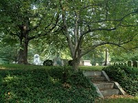 Mount Auburn Founded on ‘Natural Burials’